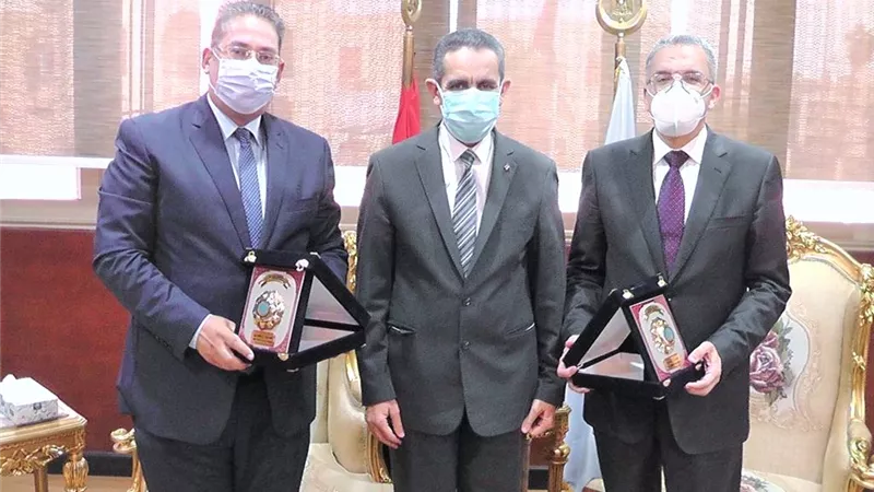 محافظ الغربية : الانضباط الحكومي ومكافحة الفساد ضمن أولوياتى-صور