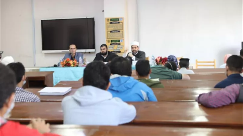 الأزهر العالمي للفتوى: بالعلم والإخلاص تَبني الأوطان حضارتها وترتقي بين الأمم