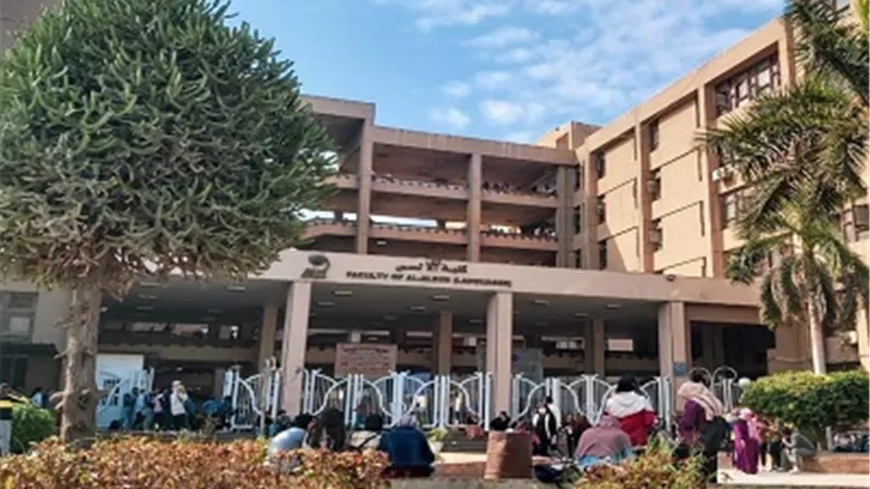 ألسن عين شمس تستضيف خبراء سوق العمل لطلاب السنوات النهائية لقسمي الإنجليزي و الروسي.. 15نوفمبر
