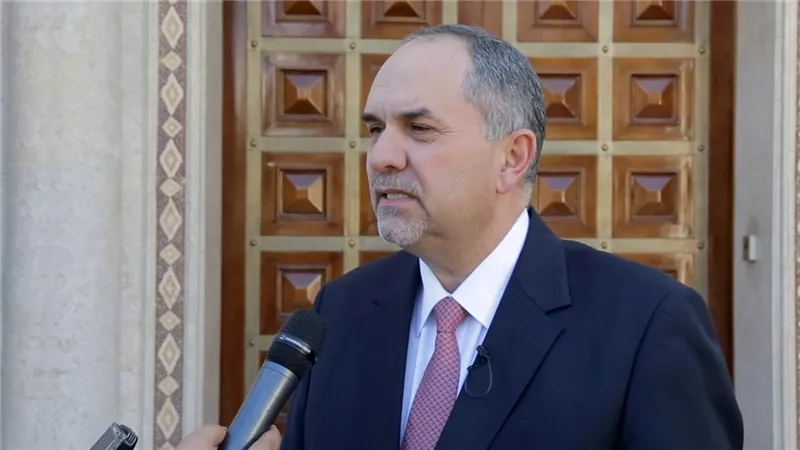 قبول استقالة الحلالمة وتكليف التلهوني بإدارة وزارة الداخلية الأردنية