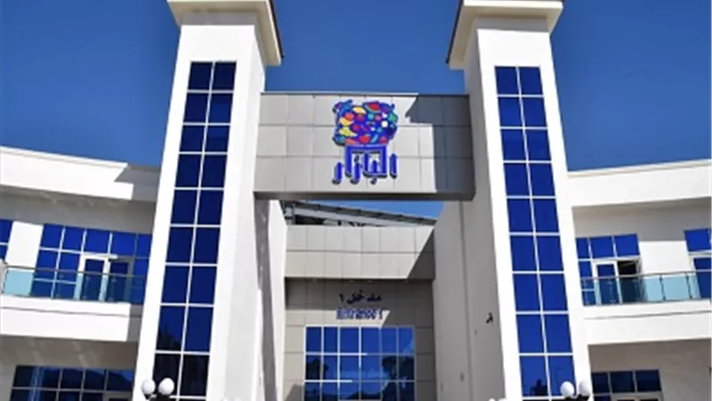 رئيس الوزراء يشيد ببازار بورسعيد الجديد