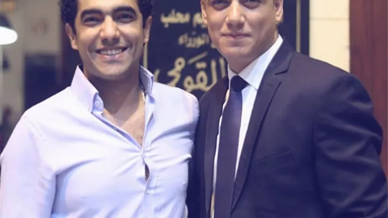 حسن عبد الله وميدو عادل يستعدان لعرض مسرحي ضخم