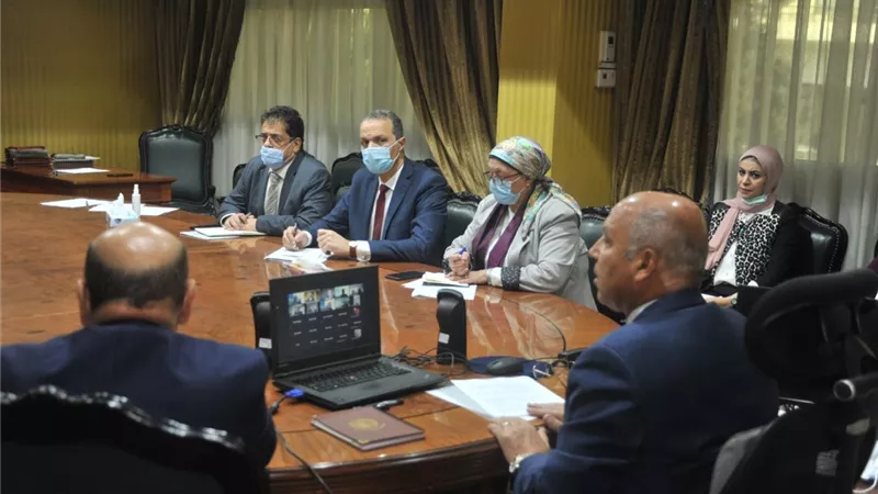 وزير النقل يستعرض الفرص الاستثمارية في مجالات النقل المختلفة أمام 40 بنكًا وشركة أوروبية ومصرية