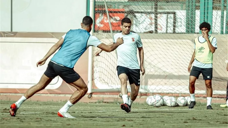 موسيمانى يخصص فقرة لمدافعى الاهلى فى مران اليوم