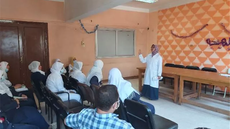 الصيدلة الإكلينيكية ينفذ دورة تدريبية لمشرفي التمريض بمستشفي منيا القمح المركزى