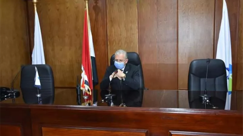 رئيس شركة مياه القليوبية يستقبل دفعة جديدة من الخدمة العامة