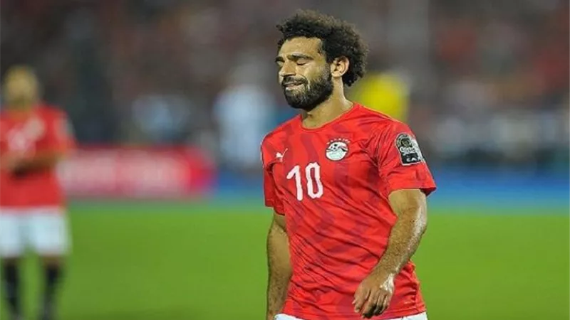 عزل محمد صلاح داخل فندق معسكر المنتخب بعد إصابته بكورونا
