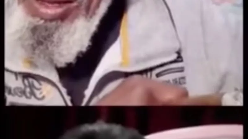 فيديو لبطل واقعة حرق نفسه بميدان التحرير مع أحد أعضاء الإخوان الإرهابية ..