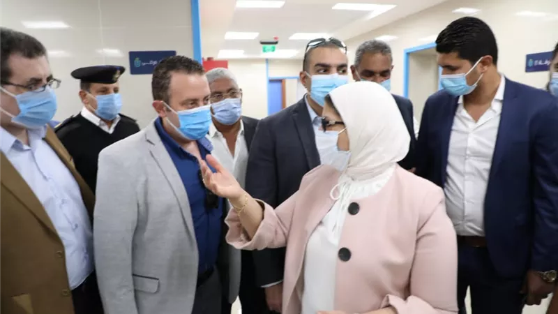 وزيرة الصحة تصل إلى جنوب سيناء لتفقد عدد من المنشآت الطبية