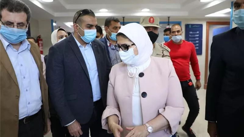 وزيرة الصحة تتفقد وحدة طب أسرة أبو صويرة.. وتوجه بسرعة استكمال جميع التجهيزات الطبية وغير الطبية