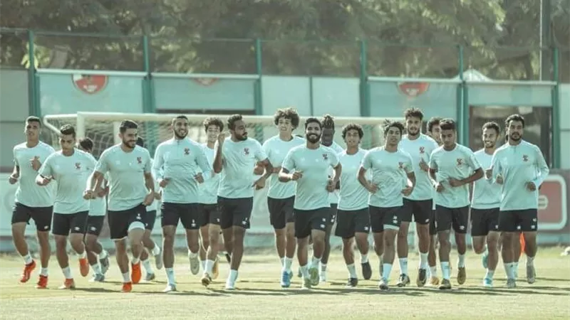 ثنائى الاهلى ينتظمان فى التدريبات الجماعية