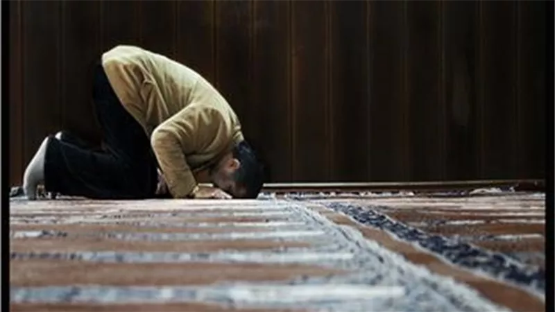ما حكم سجود الشكر بدون طهارة؟ الإفتاء تجيب
