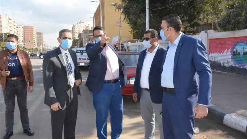 محافظ الغربية يتفقد شارع الجلاء ويوجه بسرعة عمل مطبات صناعية-صور