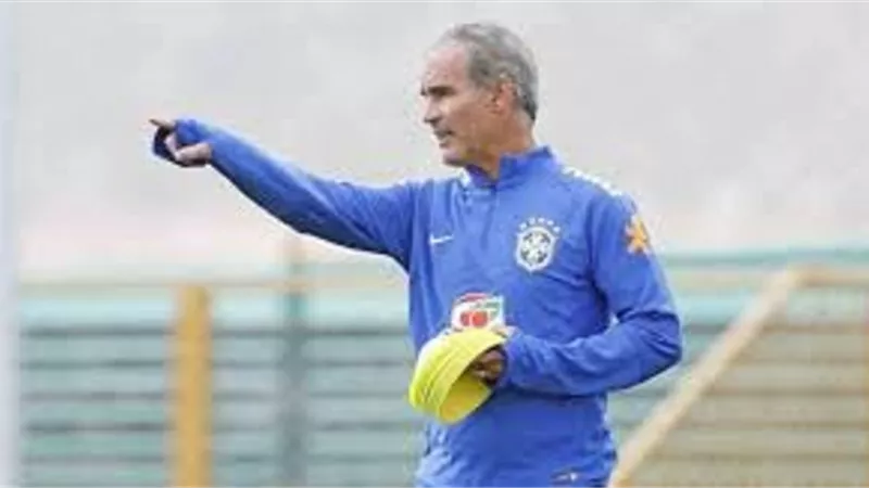 وفاة مدرب الهلال السعودي بسكتة قلبية