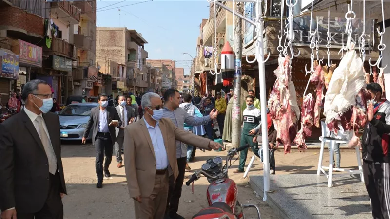 غلق وتشميع معمل وتحرير محاضر لمنشآت تجارية ومراكز طبية بناصر بنى سويف