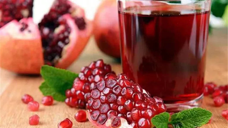 عصير الرمان يقضى على الفيروسات