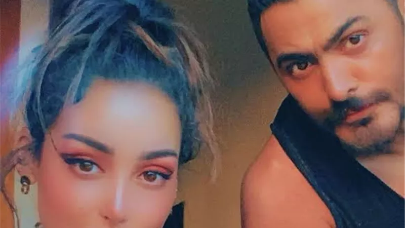 بسمة بوسيل توجه رسالة رومانسية لتامرحسنى بعد عودتهم
