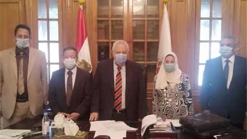 تفاصيل لقاء «نقيب المحامين» مع وفد «الأطباء»
