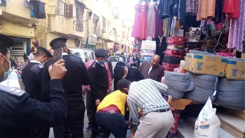 حملة مكبرة لإزالة الإشغالات بحى وسط الأقصر