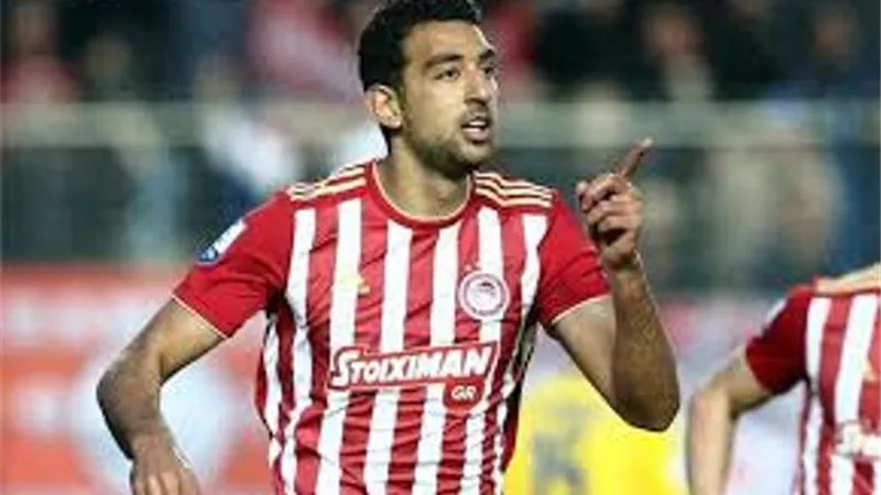 احمد حسن كوكا يغادر فندق المنتخب عقب اعلان اصابته بكورونا