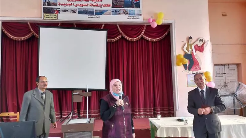 تحت رعاية محمد عطية وكيل أول الوزارة ...مدير عام إدارة المعادي تشهد فعاليات ورشة عمل لتنمية مهارات المعلمين