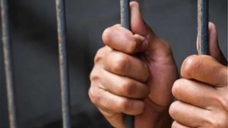 بيغلطوا كتير ...اعترافات المتهم بتعذيب ابناء زوجته للنيابة