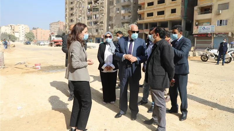 محافظ الجيزة يتابع أعمال تطوير شارع المحولات للوقوف على نسب التنفيذ