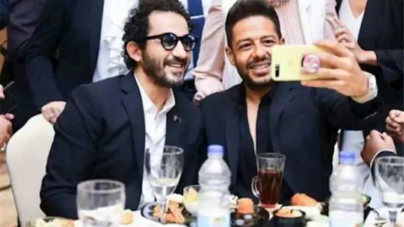 حماقى يهدى حلمى أغنية فى عيد ميلاده والأخير 