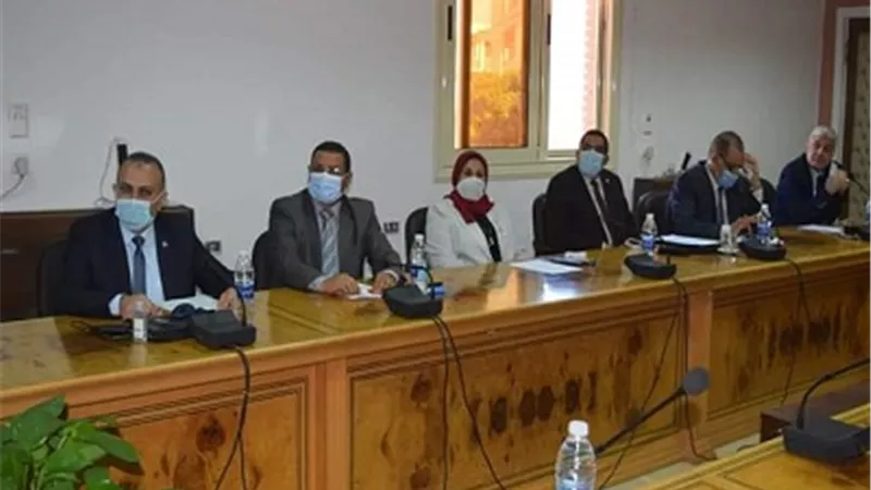إنشاء دبلومة العيادة النباتية بجامعة سوهاج
