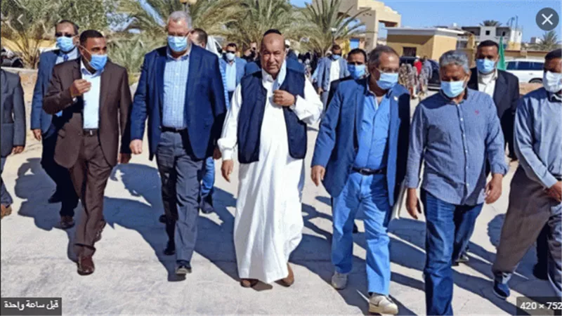 وزير الزراعة ومحافظ مطروح يجتمعان مع عمد ووجهاء سيوة ويبحثان آفاق التنمية في مطروح