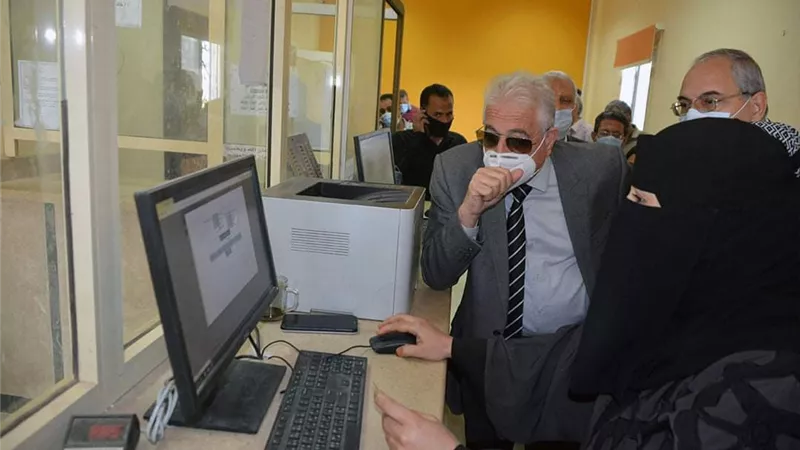 فودة يتفقد تطوير المكاتب الادارية بمدينة ابو رديس