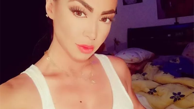 دوللى شاهين تشعل انستجرام بأحدث إطلالتها