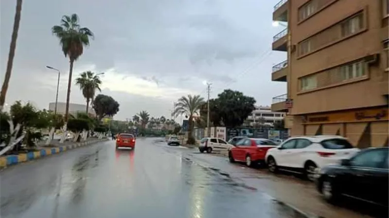 أمطار غزيرة و برودة شديدة في الإسماعيلية .صور