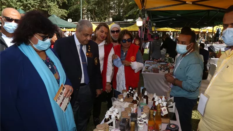 وزيرة الثقافة تفتتح معرض المشروعات الصغيرة ومتناهية الصغر بنادي الجزيرة