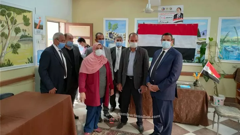 محافظ البحيرة يتابع استعدادات اللجان الانتخابية لجولة الإعادة غدا ..صور