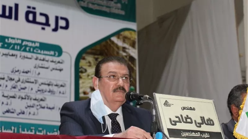 «نقيب المهندسين»: مصر تشهد طفرة في المشروعات القومية بمجالات «التشييد والبناء والطاقة والري».. صور