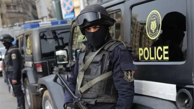 مزق جسدها بـ8 طعنات.. تفاصيل القبض على قاتل مريضة السرطان في روض الفرج