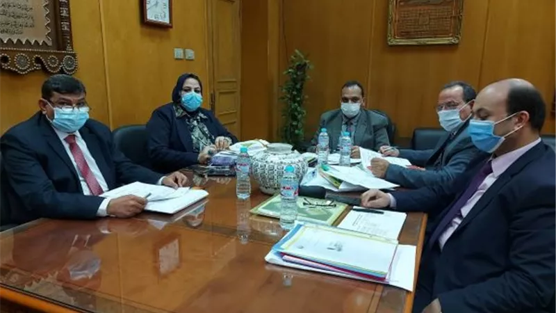 لجنة قيادات جامعة بنها تستقبل المتقدمين للوظائف الإشرافية