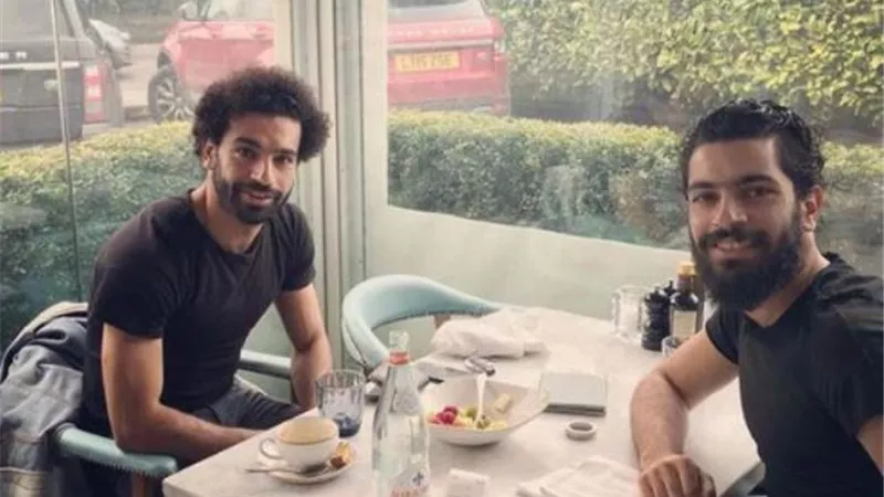 شقيق محمد صلاح يطمئن جمهوره على حالته الصحية