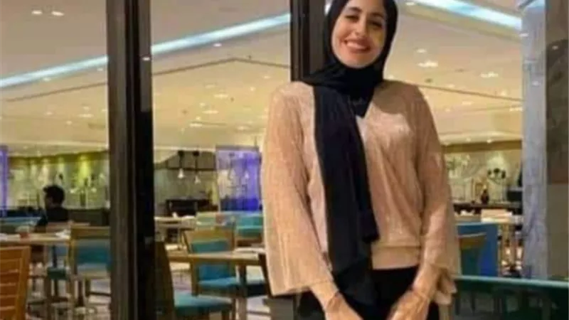 بعد انهياره باكيًا.. والد فتاة المعادي يروى تفاصيل جديدة عن لحظة علمه بمقتل نجلته