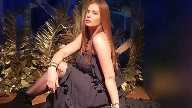 بالأسود .. إيمى سالم تشارك متابعيها إطلالة جديدة
