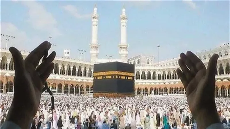 قرارات جديدة بشأن تأشيرات الزيارة والحج