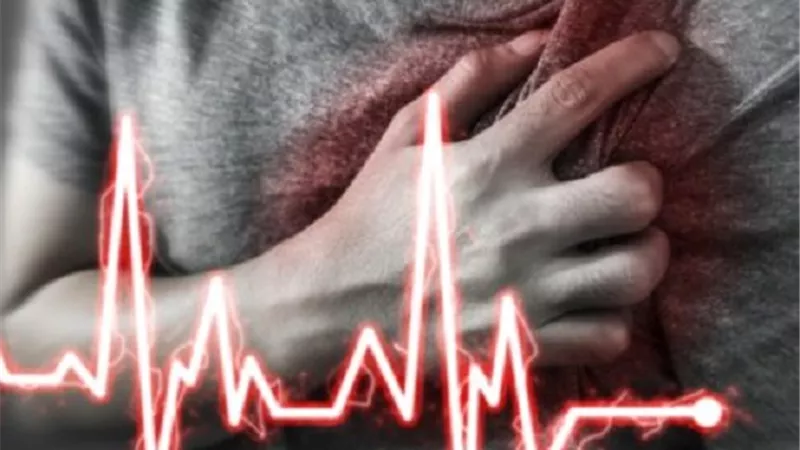 توقف قلبه عن المعدل الطبيعى ..اعجاز طبى يحافظ على حياة اربعينى