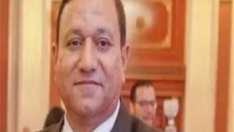 مصرع عامل سقط عليه حائط أثناء مروره في الشارع بسوهاج