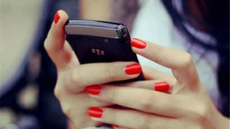 السماك قتل أم العيال بسبب تفتيشها فى تليفونه المحمول