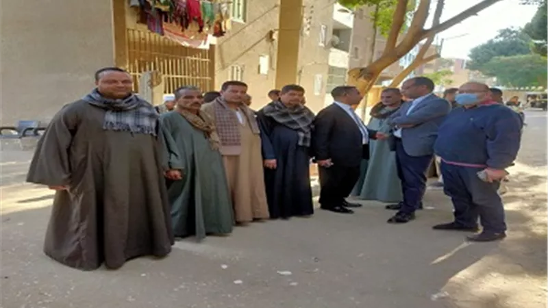 مهران عضو شيوخ أسيوط يتفقد لجان البداري للاطمئنان علي سير العملية الانتخابية