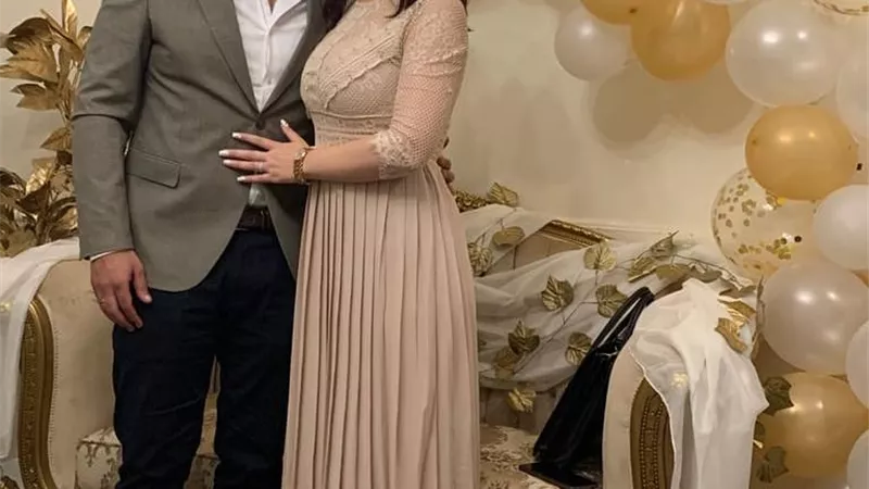 أخيراً عملتها.. نجمة مسرح مصر تعلن خطوبتها