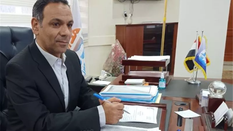عمار مندور: إزالة فورية لأحد المبانى المخالفة لشروط التراخيص فى مدينة بدر.. بالصور