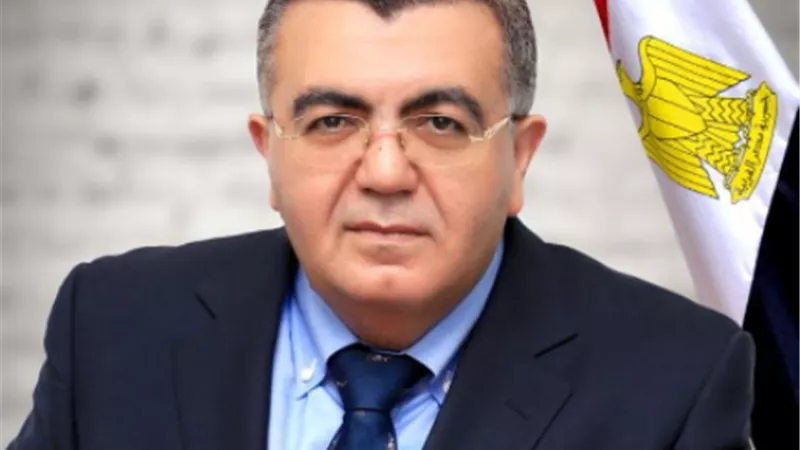 الخبير الدولي الدكتور حاتم صادق يحذر من تدويل الصراع في اثيوبيا