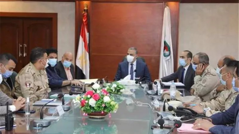 غرفة العمليات بسوهاج تتابع سير انتخابات الإعادة لمجلس النواب ..صور